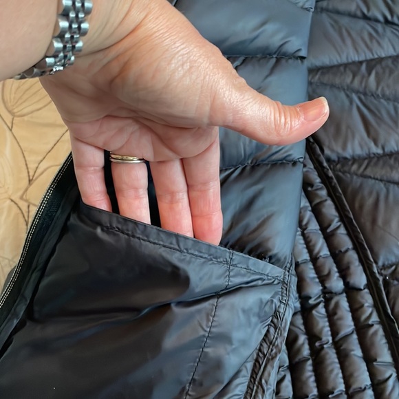 Michael Kors black down jacket size S - Picture 12 of 15